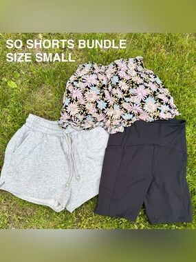 Women’s Summer Shorts Bundle - All 3 Size Small